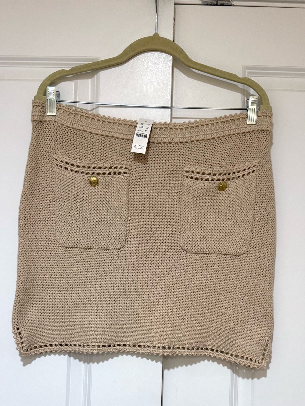 NWT J. Crew Beige Sweater Knit Pocket Mini Skirt w/Gold Buttons & Crochet Trim